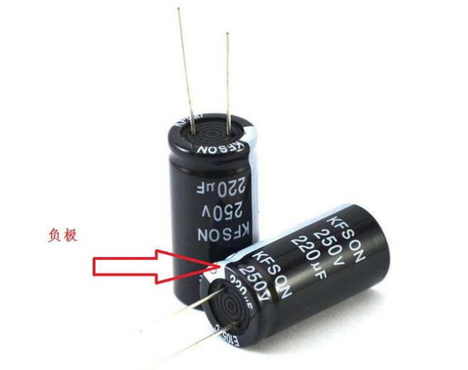 「NIPPON CHEMI-CON」電解電容極性接錯會爆炸，如何避免？